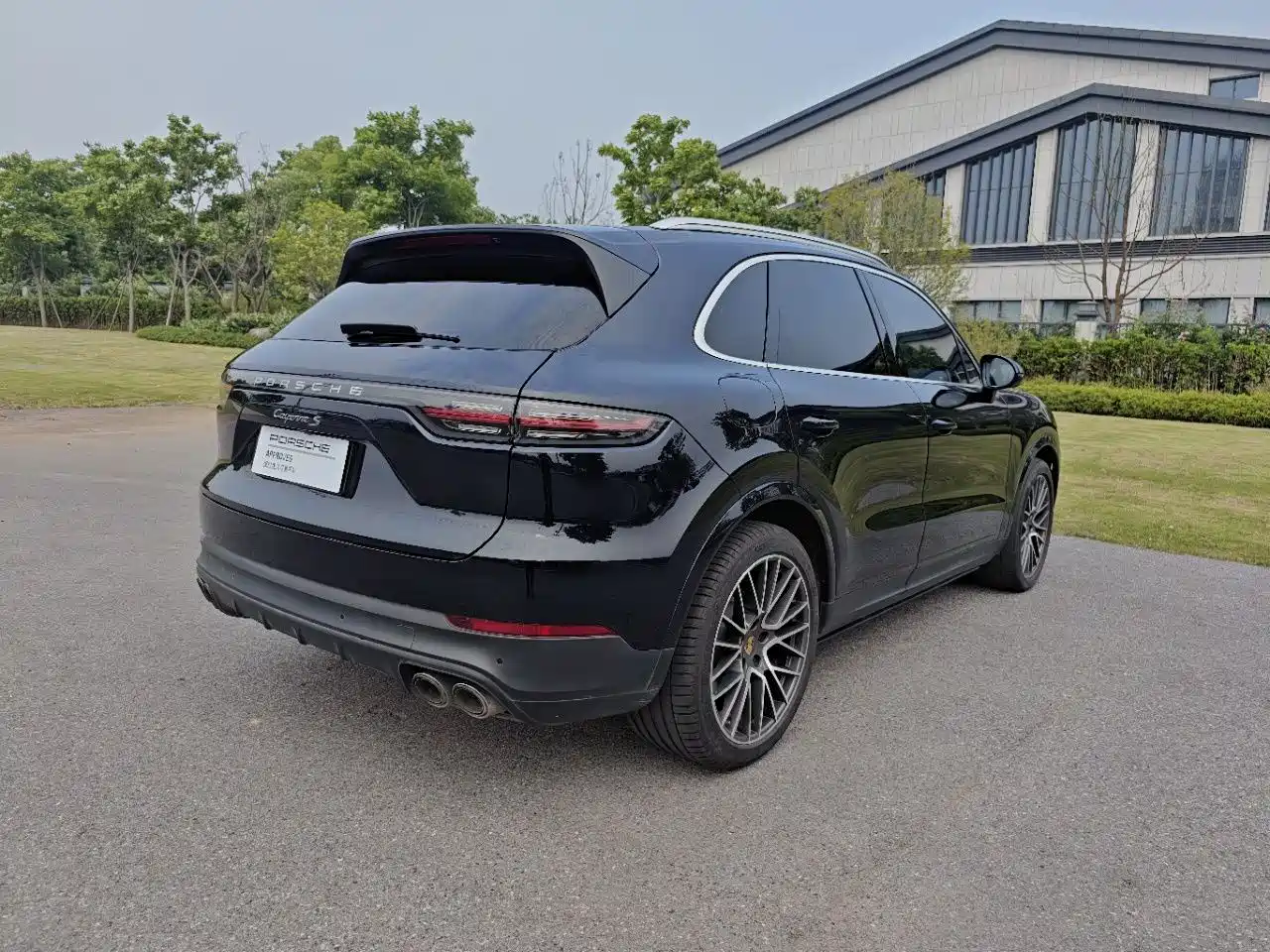 Porsche Cayenne 2022 Cayenne 3.0T Platinum Edition фото 6