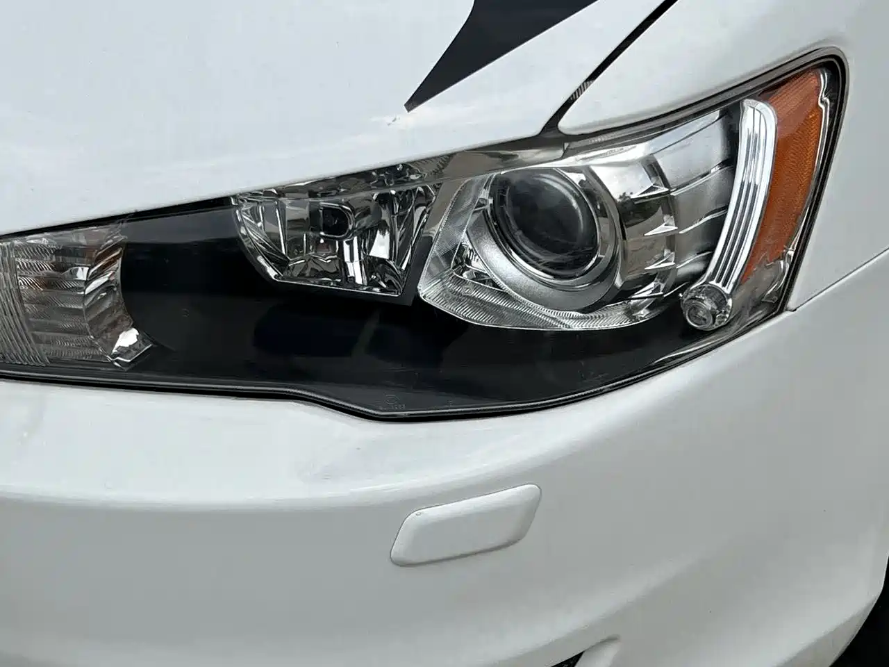 Mitsubishi Lancer EX 2012 Classic 2.0L CVT Black & White Edition фото 12