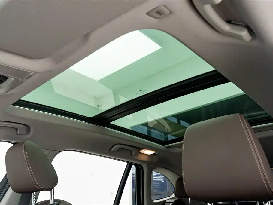 BMW X1 2022 sDrive25Li Leading фото 27