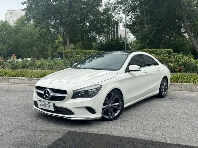 Mercedes-Benz CLA (Import) 2016 CLA 200 Sport — фото 1