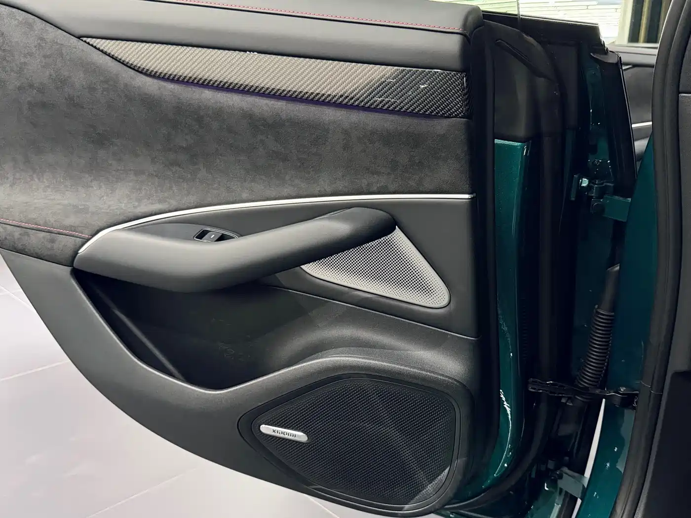 XIAOMI CAR XIAOMI SU7 ULTRA