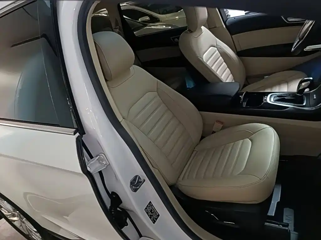Ford Edge 2015 2015 2.0T GTDi 2WD Luxury
