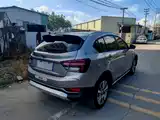Фото 6 - Geely Vision S1
