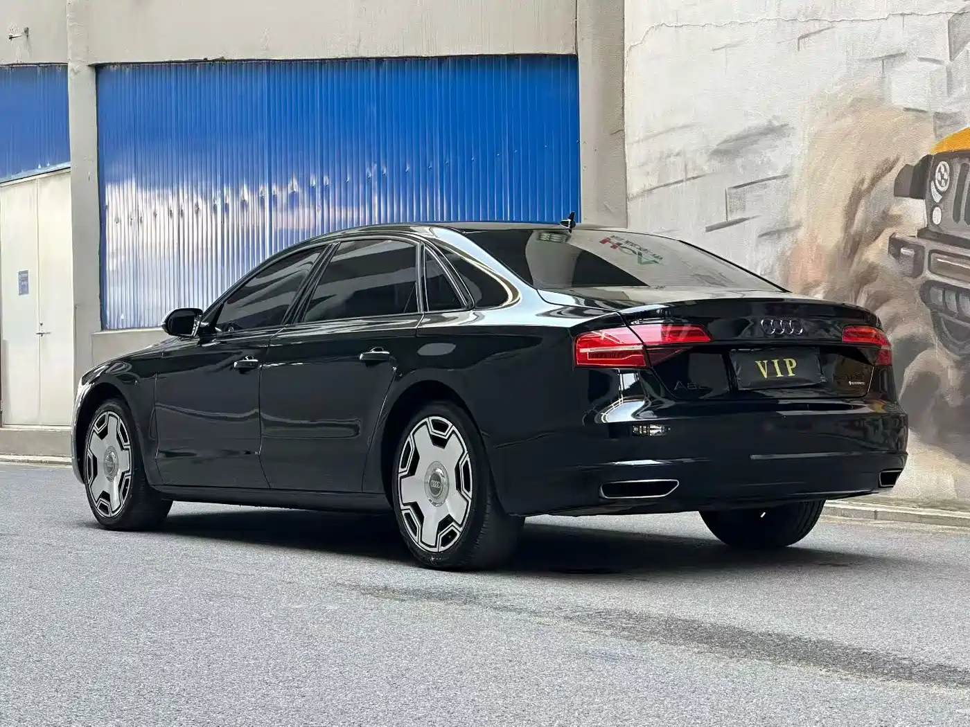 Audi A8 2011 2011 A8L 3.0 TFSI quattro Comfort (213kW)