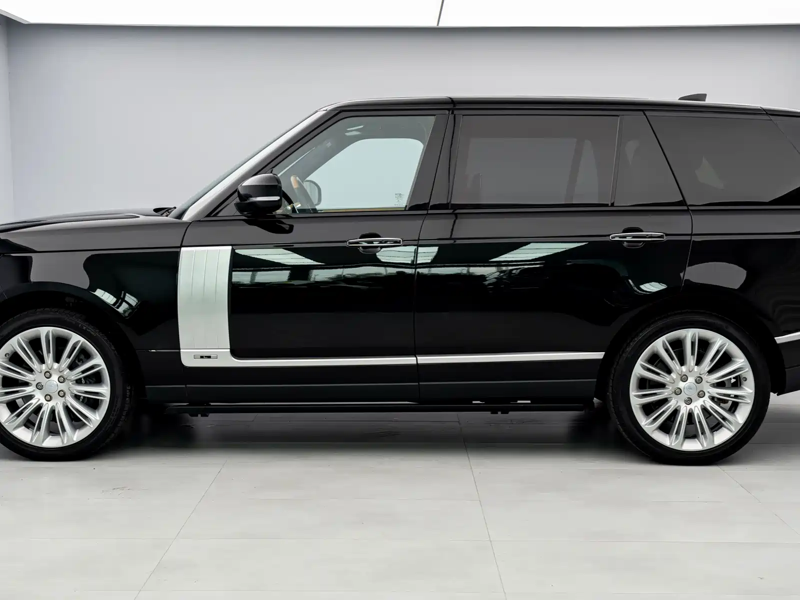 Фото 3 - Land Rover Range Rover