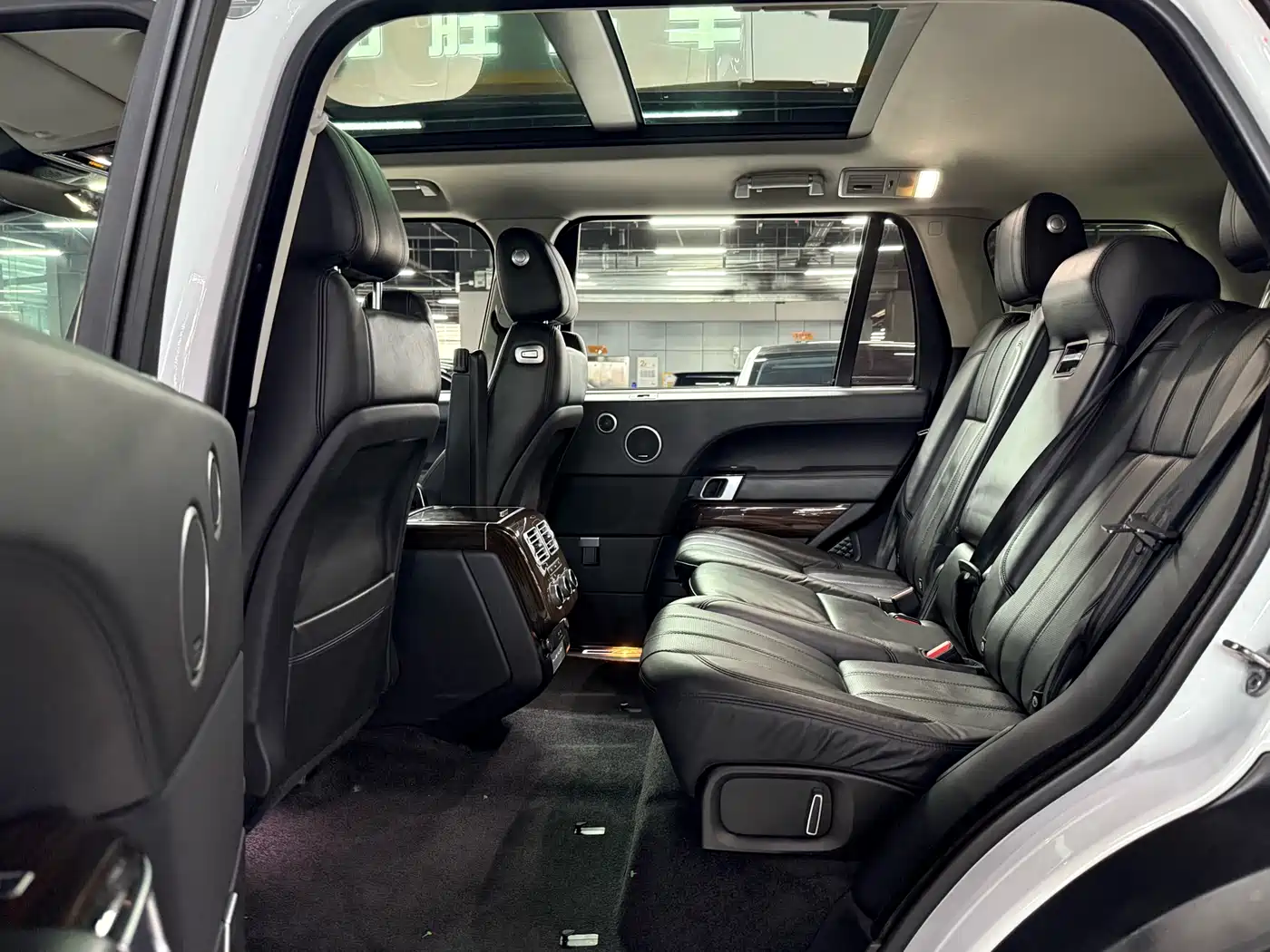 Land Rover Range Rover 2017 3.0 SC V6 Vogue SE Autobiography LWB фото 19