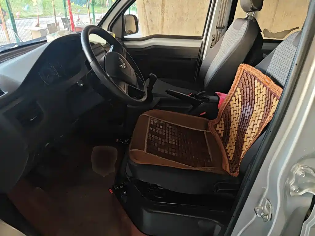 Wuling Motors Wuling Rongguang New Truck 2024 2023 1.5L Double Cab Extended Standard Model LAR