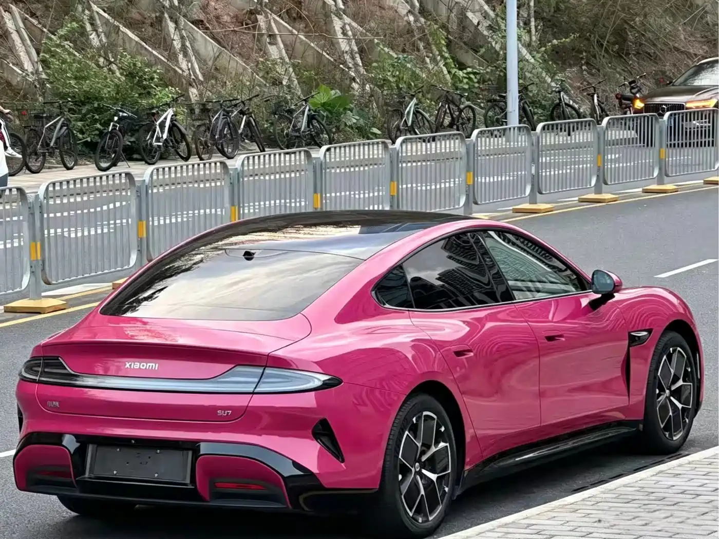 XIAOMI CAR XIAOMI SU7