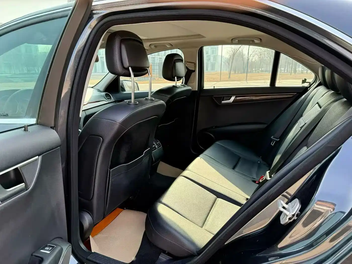 Mercedes-Benz C-Class 2011 C 200 CGI Elegance фото 4