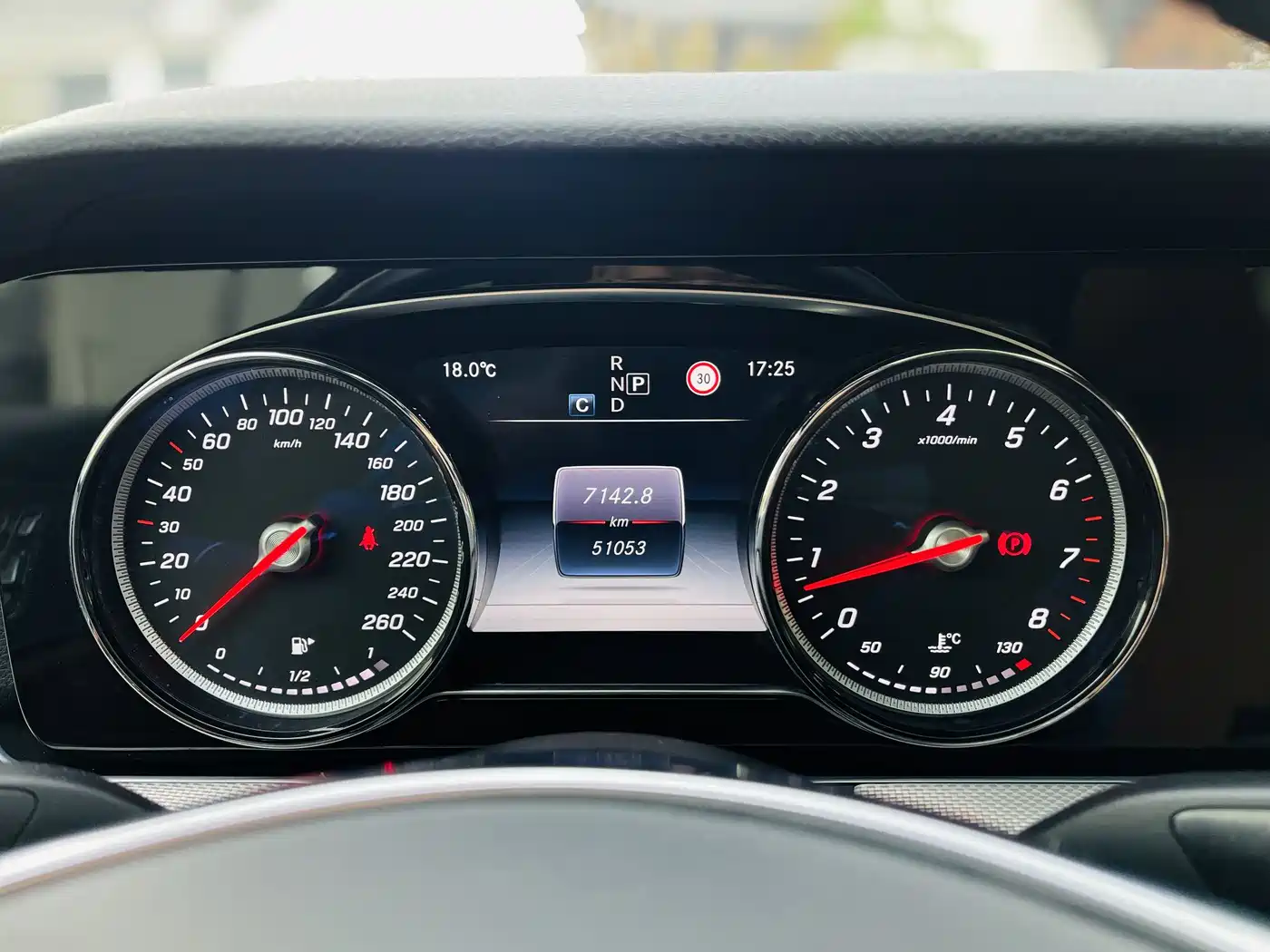 Mercedes-Benz E-Class 2017 E 300 Sport фото 12