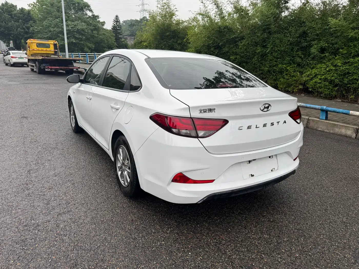 Hyundai Elantra 2018 1.6L Automatic Pleasing Edition GL China VI фото 7