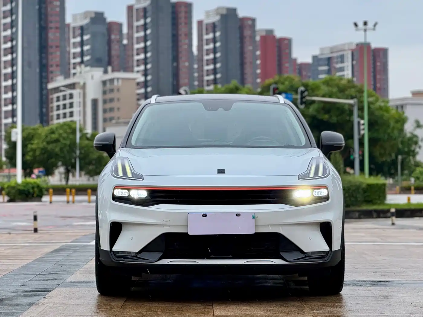 Lynk & Co 06 2020 1.5T Halo фото 2