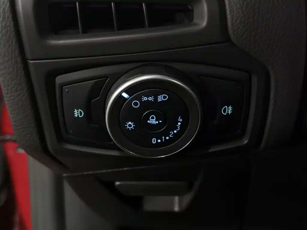 Photo 21 - Ford Focus