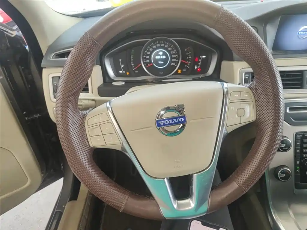 Volvo S80L 2015 2014 2.0T T5 Momentum