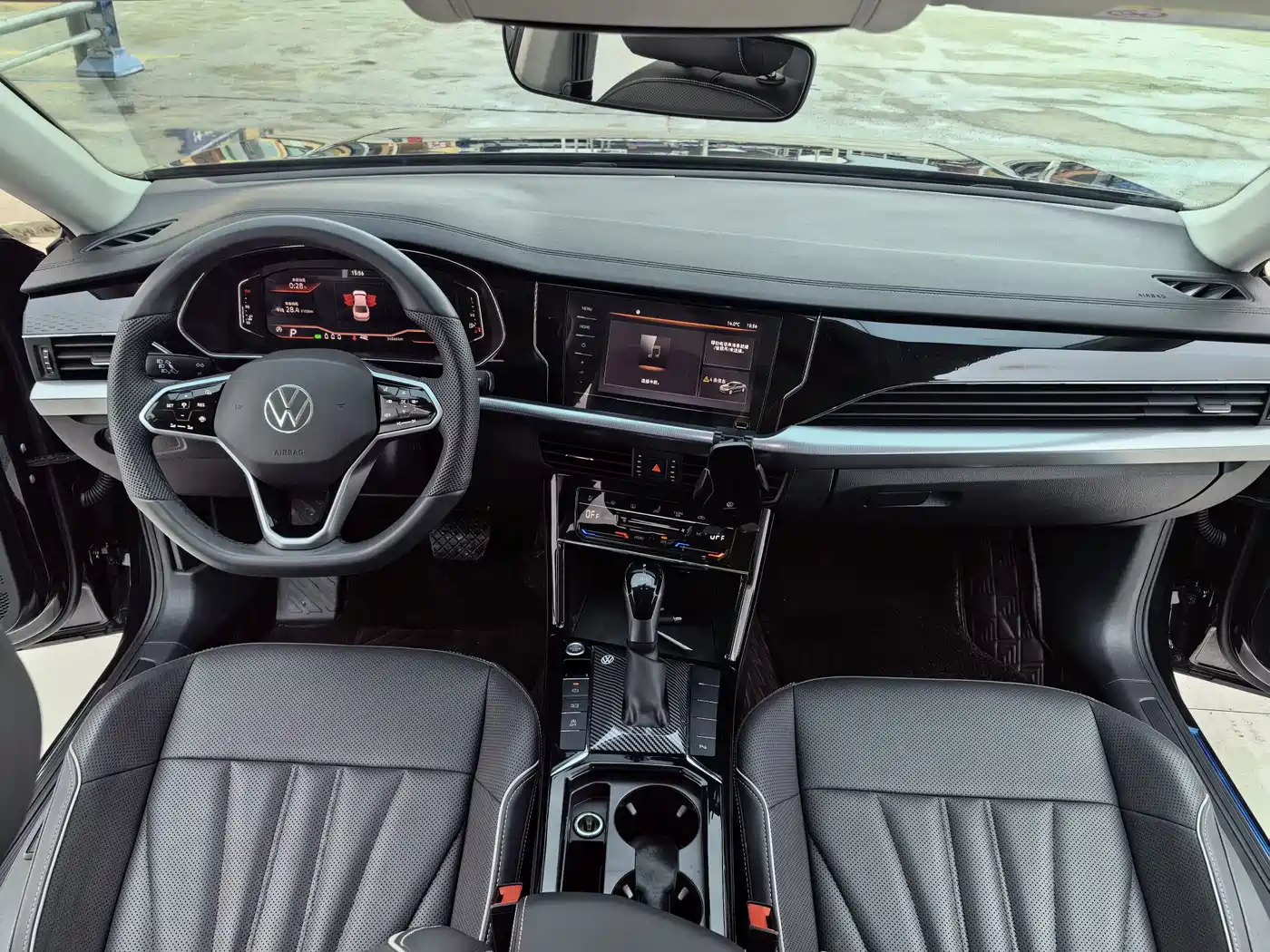 Volkswagen Passat 2024 330TSI Elite Edition фото 6