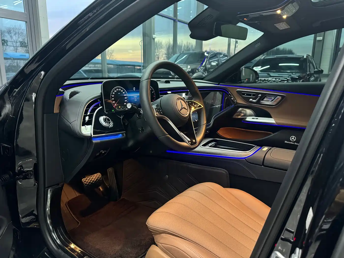 Mercedes-Benz E-Class 2025 E 300 L Luxury Sport фото 7