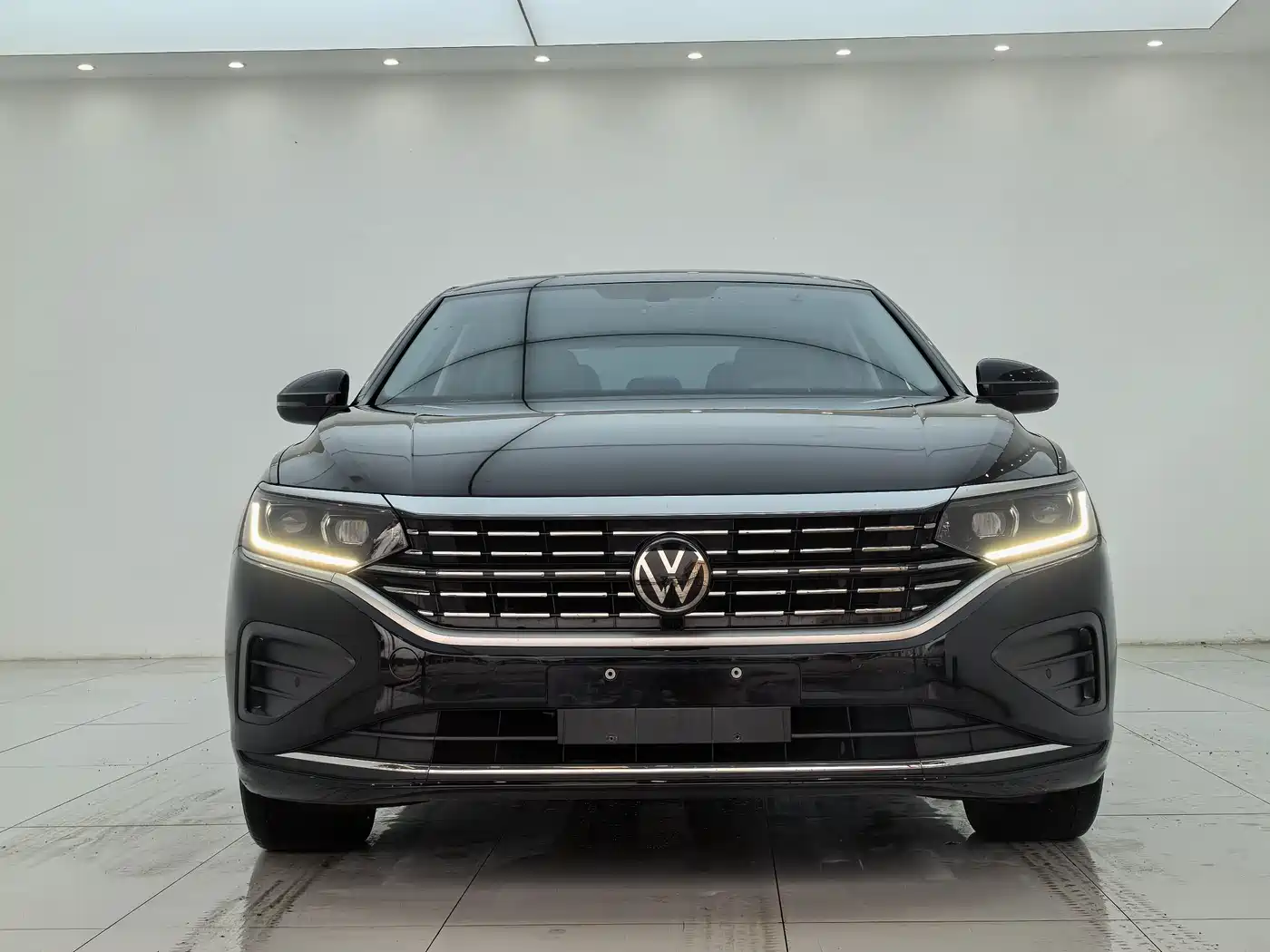 Volkswagen Passat 2024 330TSI Elite Edition