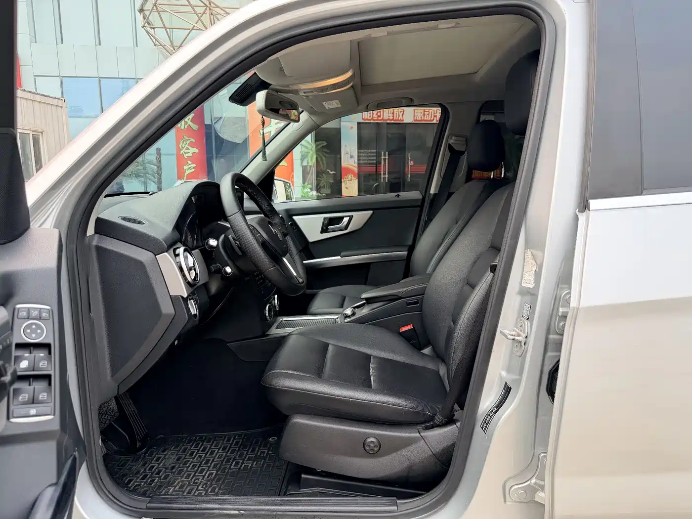 Mercedes-Benz GLK-Class 2013 GLK 300 4MATIC Dynamic Sunroof фото 8