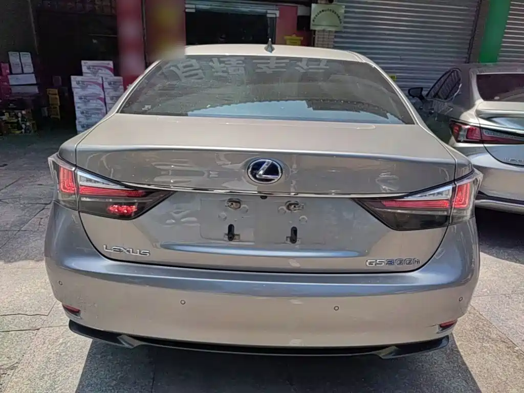 Lexus GS 2017 2016 300h Leading Edition