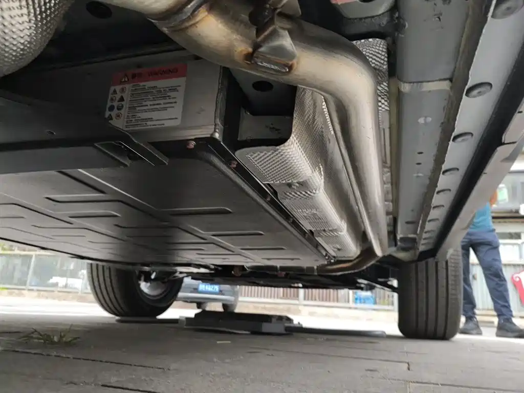 Haval Meng Long NEV 2026 Hi4 102 Premium фото 17