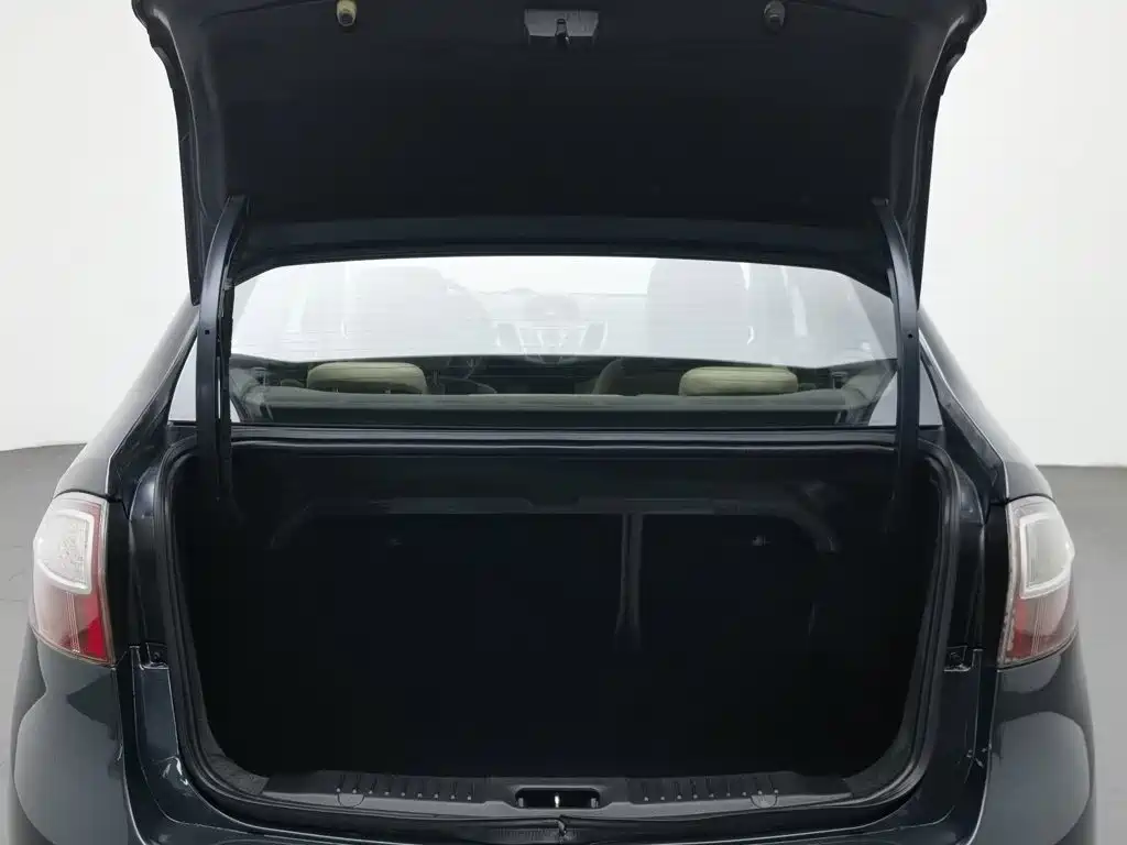 Ford Fiesta 2011 2011 Sedan 1.5L Manual Fashion