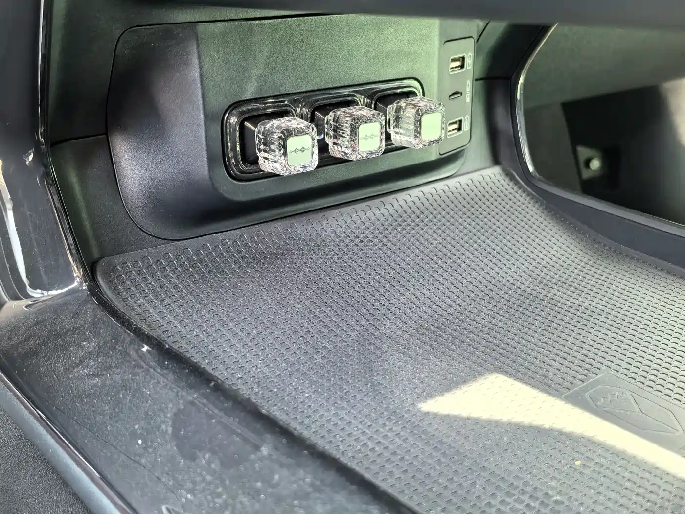 FANG CHENG BAO LEOPARD 5