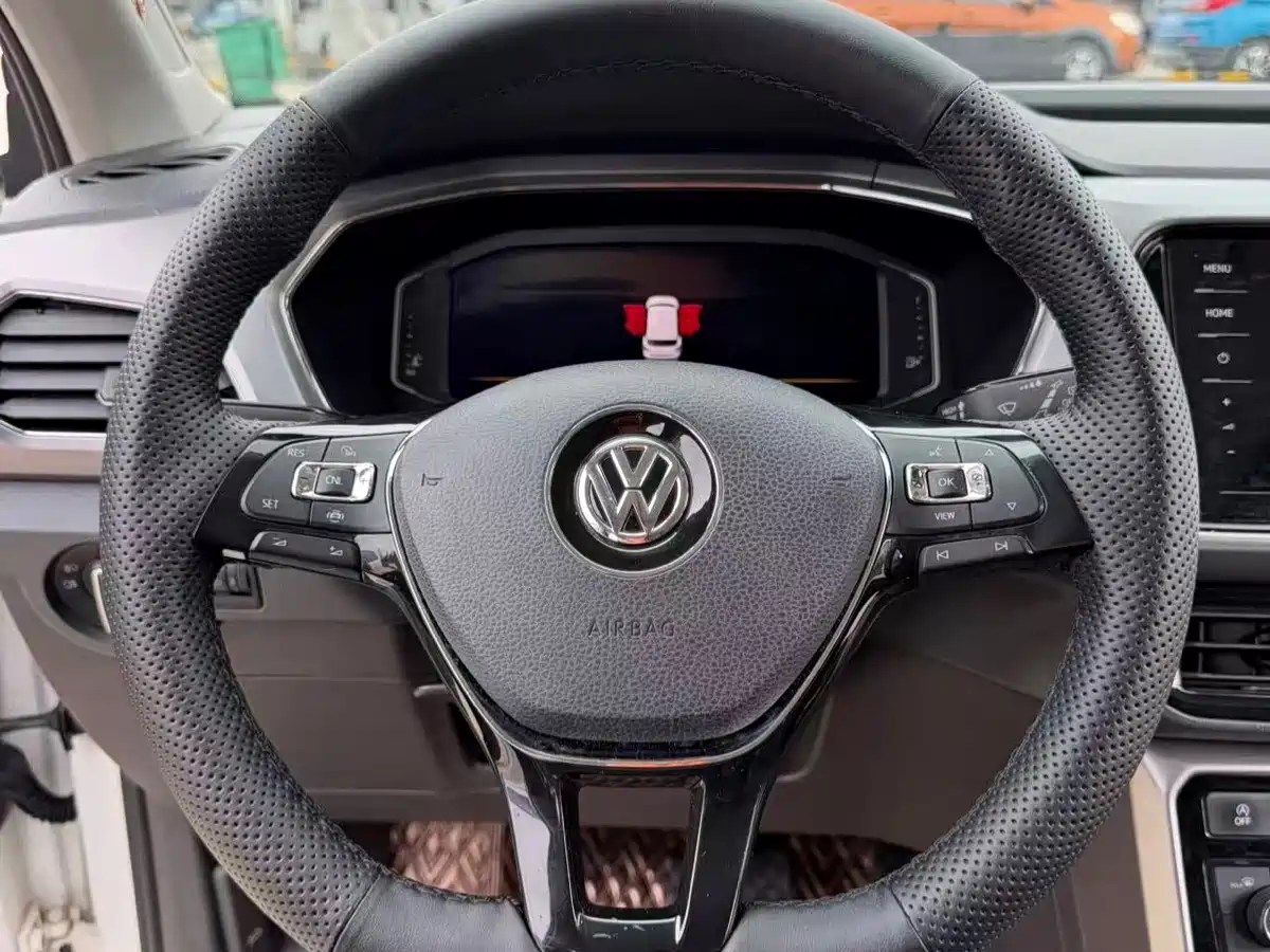 Volkswagen T-Cross 2019 280TSI DSG Luxury Edition фото 7