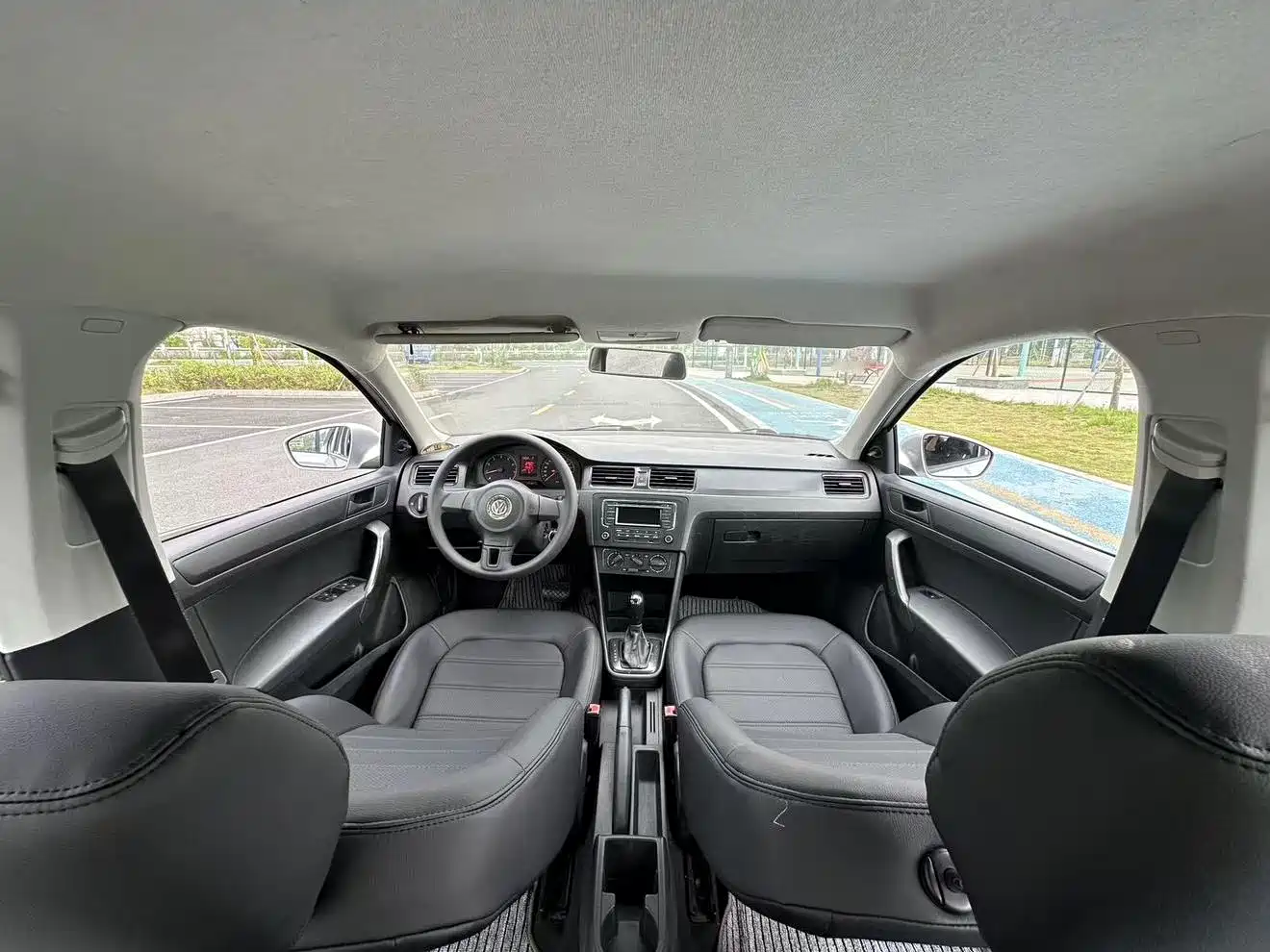 Volkswagen Santana 2013 1.6L Automatic Trend Edition фото 13