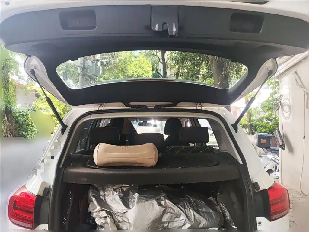 Volkswagen Tiguan 2016 Model 300TSI Automatic 2WD Comfort Edition фото 10