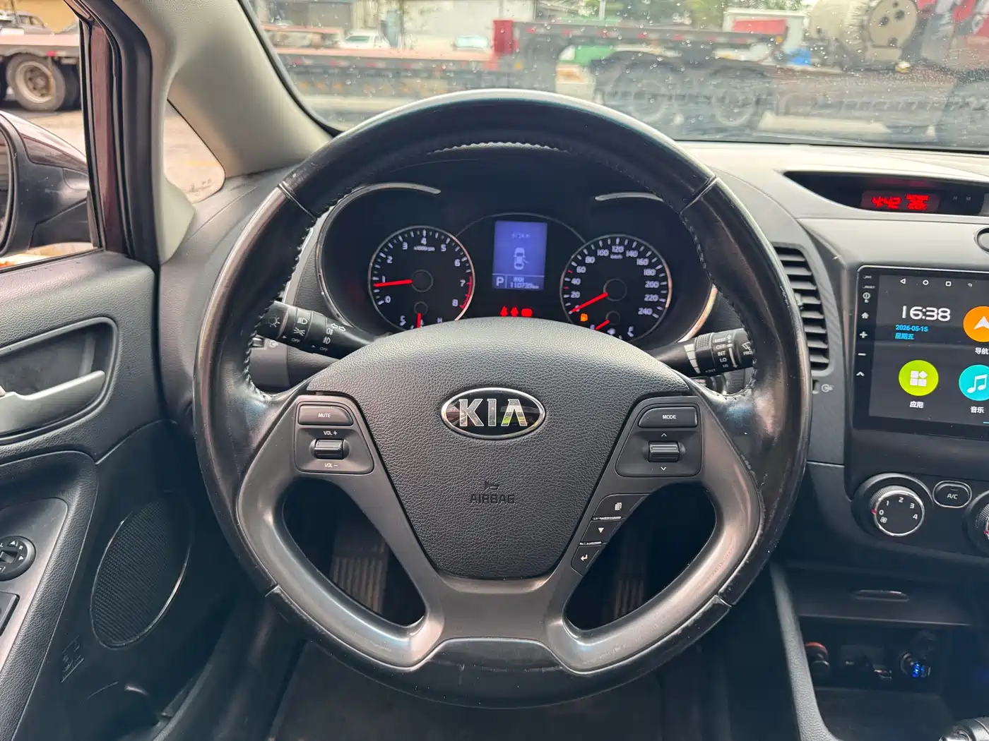 Kia K3 2015 1.6L Automatic GLS фото 7