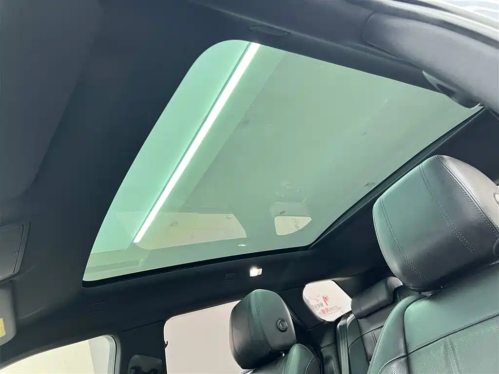 Land Rover Range Rover Evoque 2020 249PS R-DYNAMIC S Sport Edition фото 14