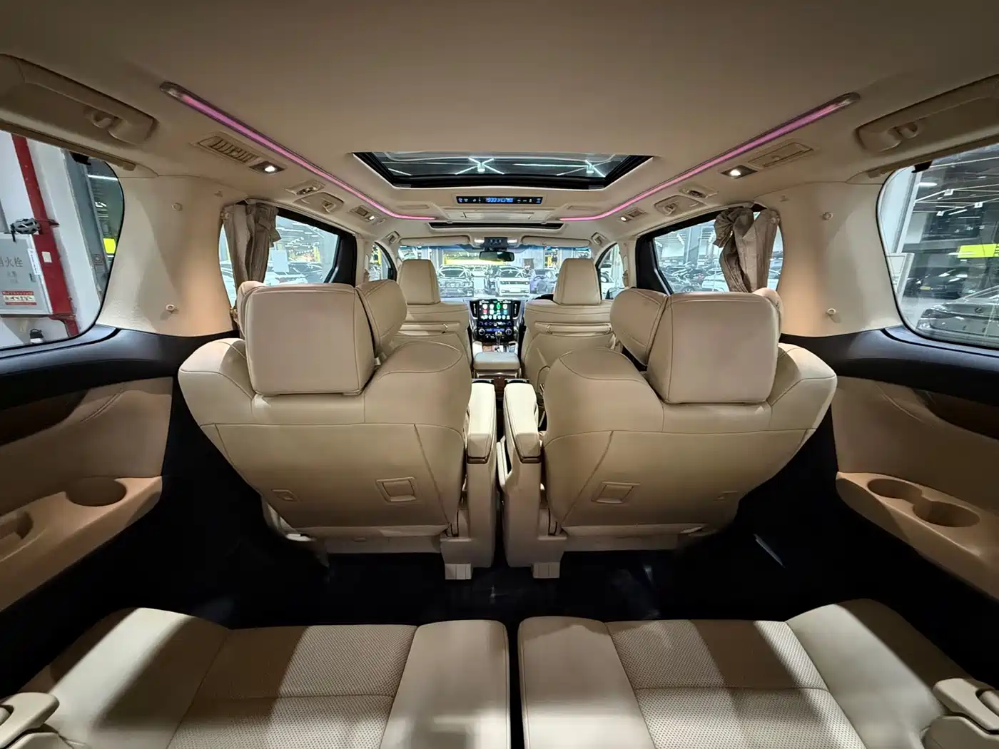 Toyota Alphard 2015 3.5L Premium Edition фото 13