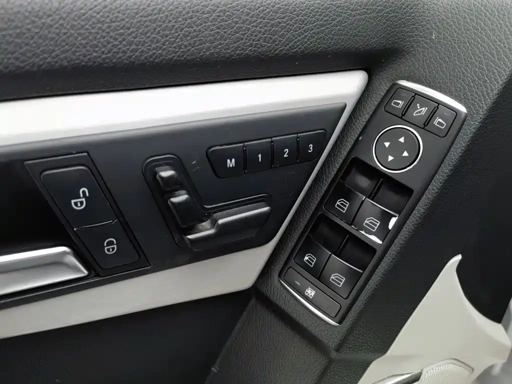 صورة 9 - Mercedes-Benz GLK-Class