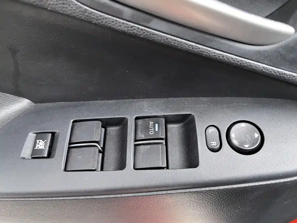 Mazda Mazda3 Axela 2012 2012 Hatchback 1.6L Automatic Elite