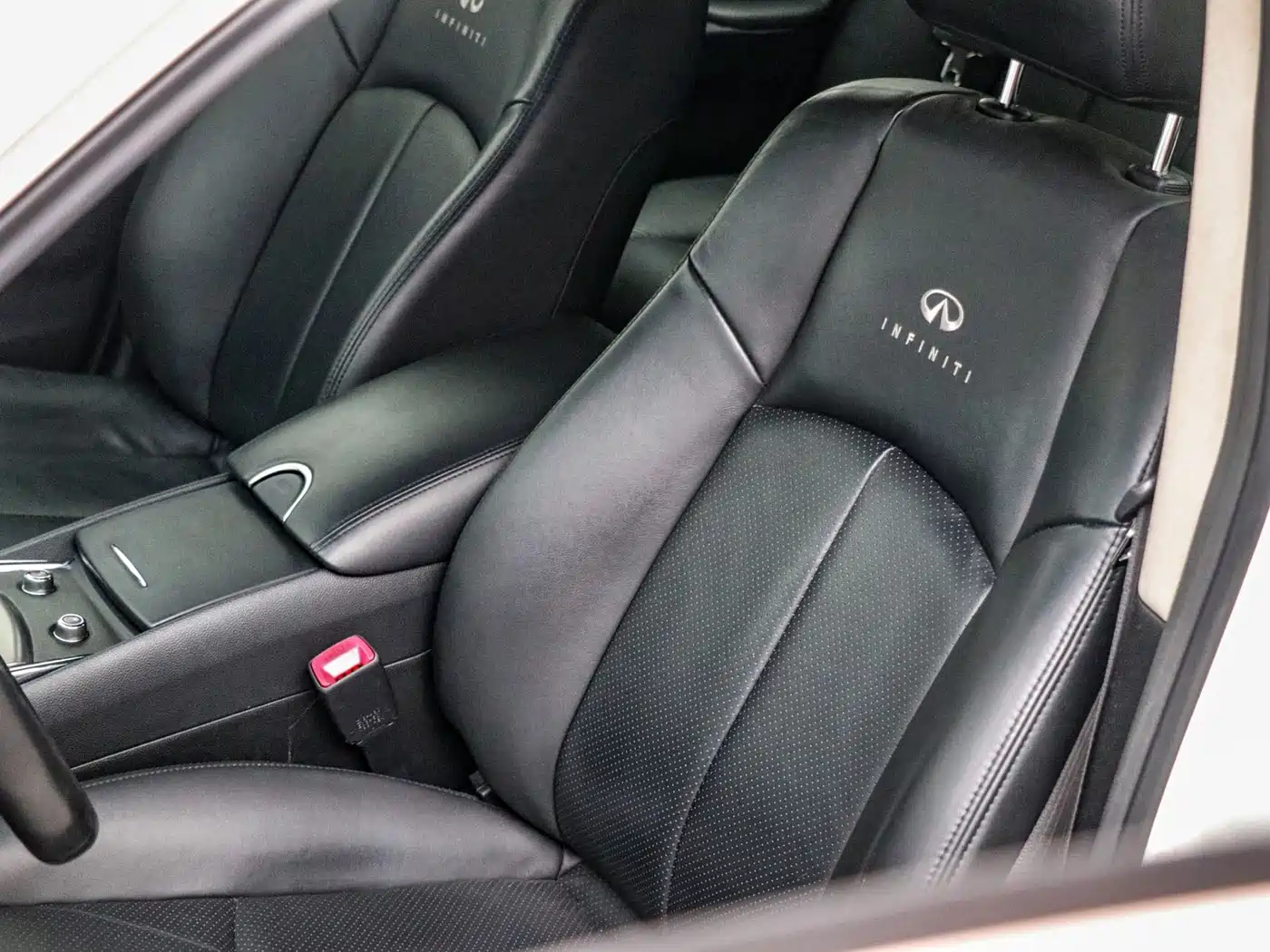 Infiniti G Series 2012 2010 Model G25 Sedan Luxury Sport Edition