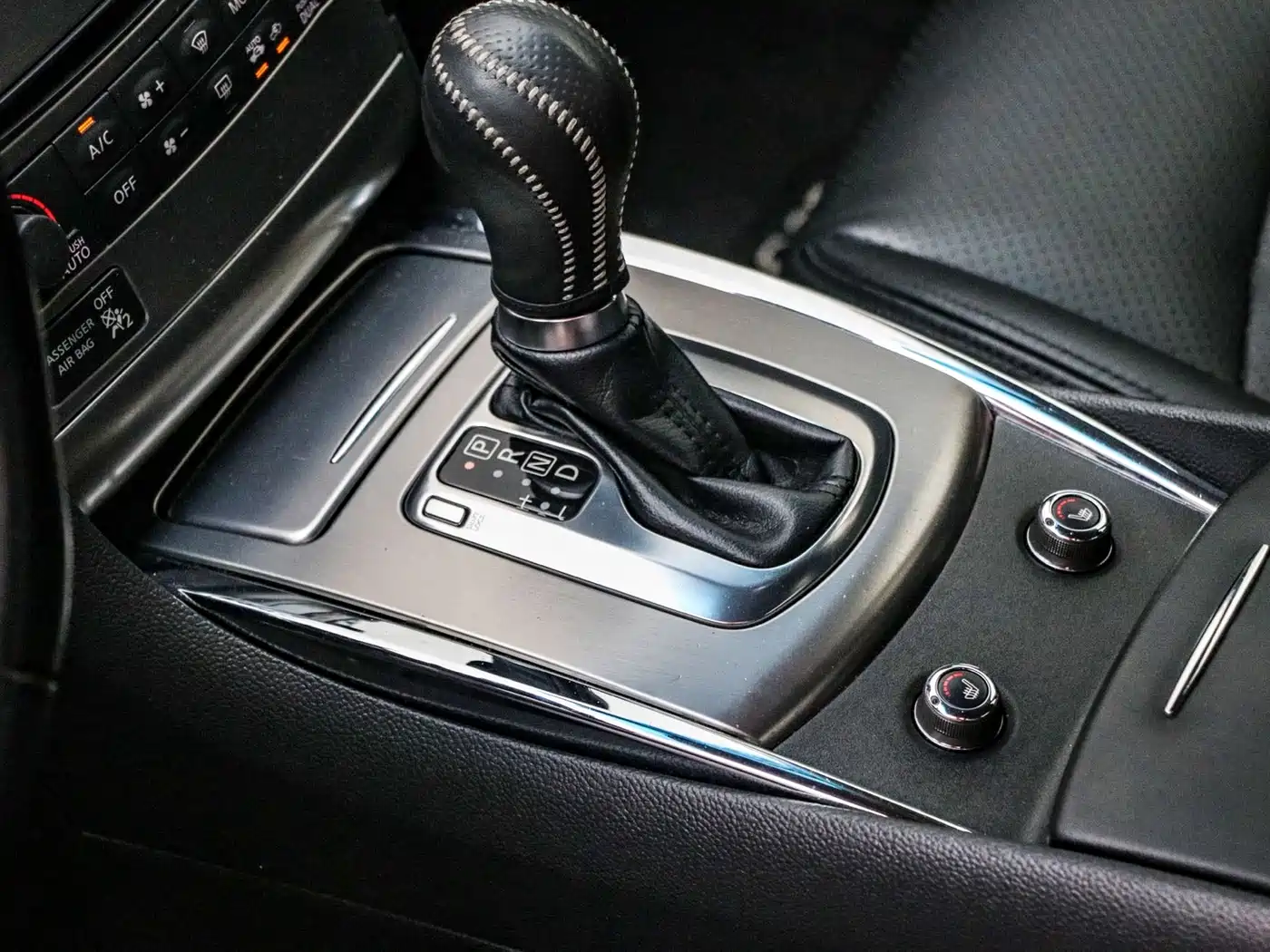 Infiniti G Series 2012 2010 Model G25 Sedan Luxury Sport Edition