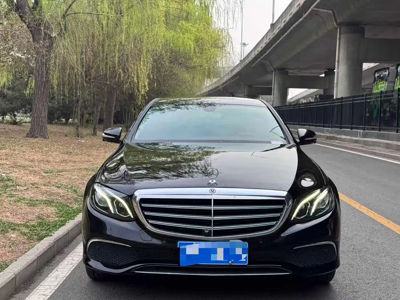 Mercedes-Benz E-Class 2019 E 200 L фото 2