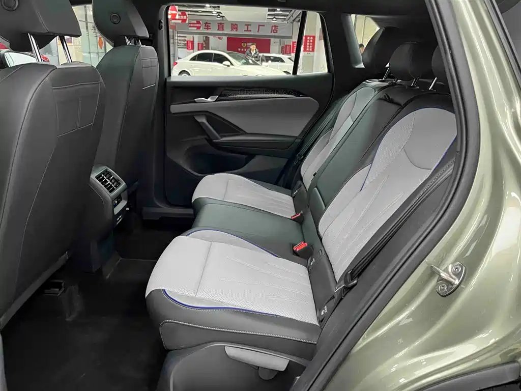 Volkswagen Tayron 2025 Model Tayron L 380TSI 4WD Luxury Easy Package фото 14