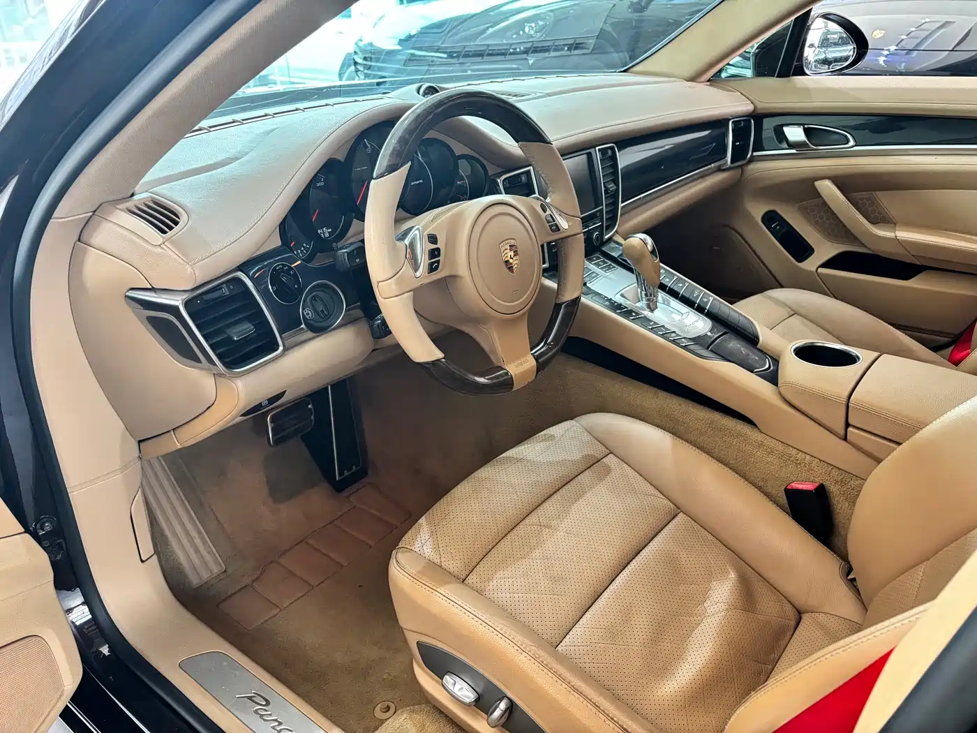 Porsche Panamera 2010 Panamera 3.6L фото 15