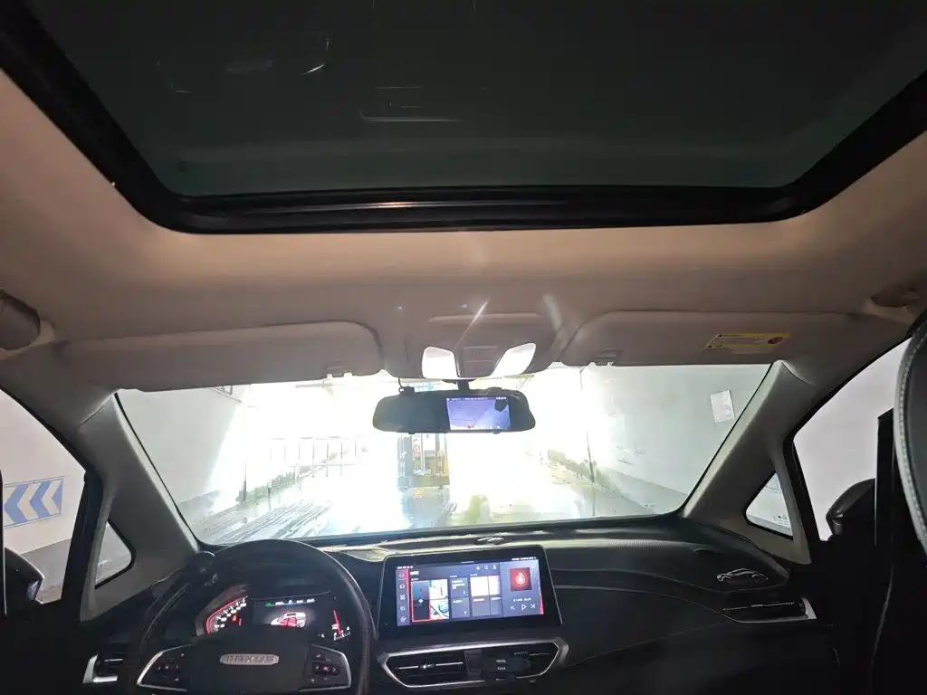 SAIC Maxus Maxus G50 2019 2019 1.5T First Edition Automatic Luxury 6-Seater