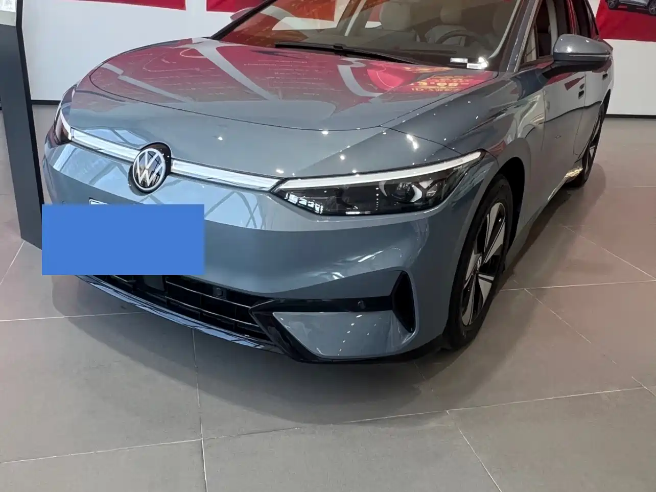 VOLKSWAGEN ID.7 VIZZION