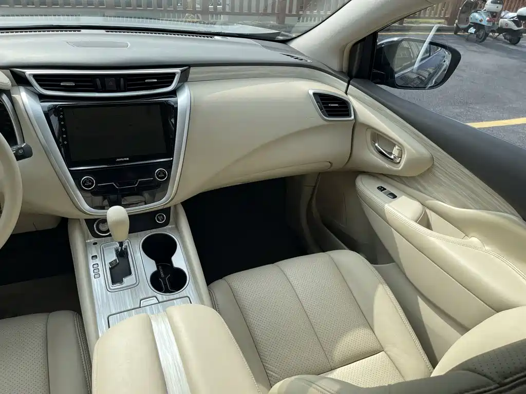 Nissan Murano 2015 2015 2.5L XE 2WD Elite Edition