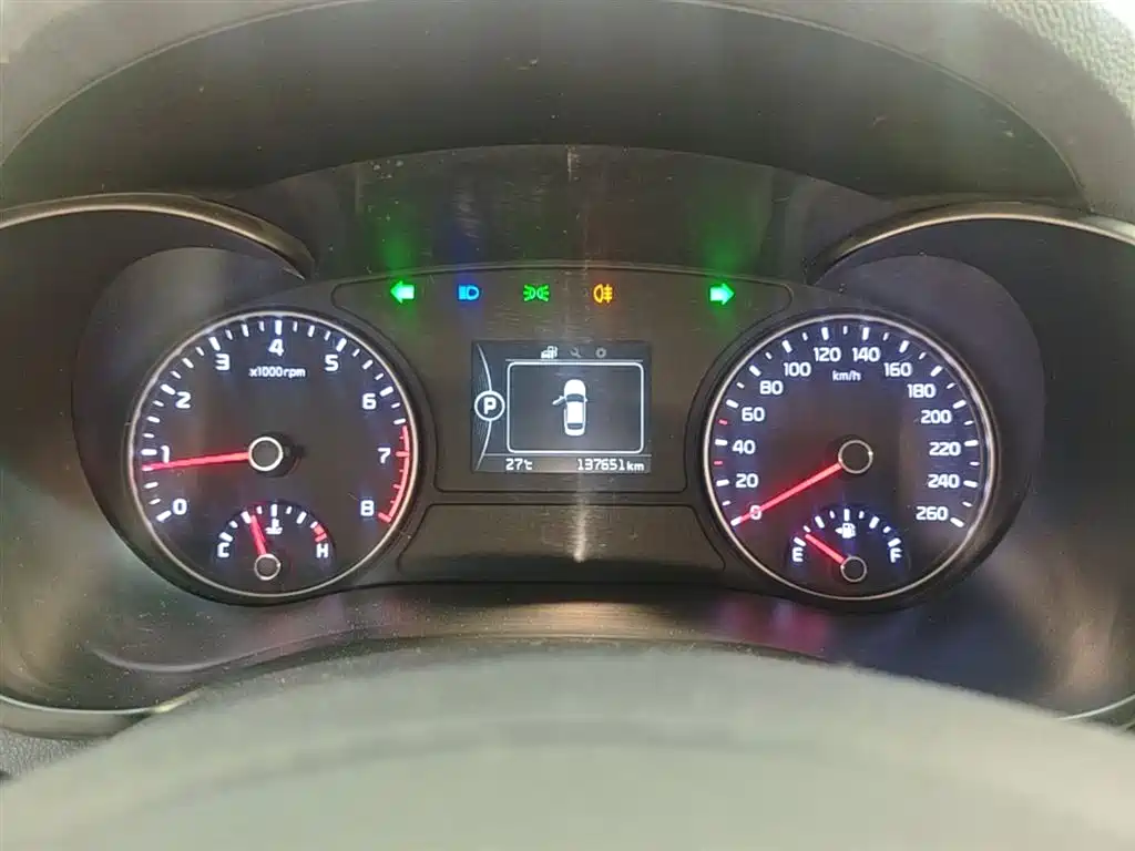 KIA K5