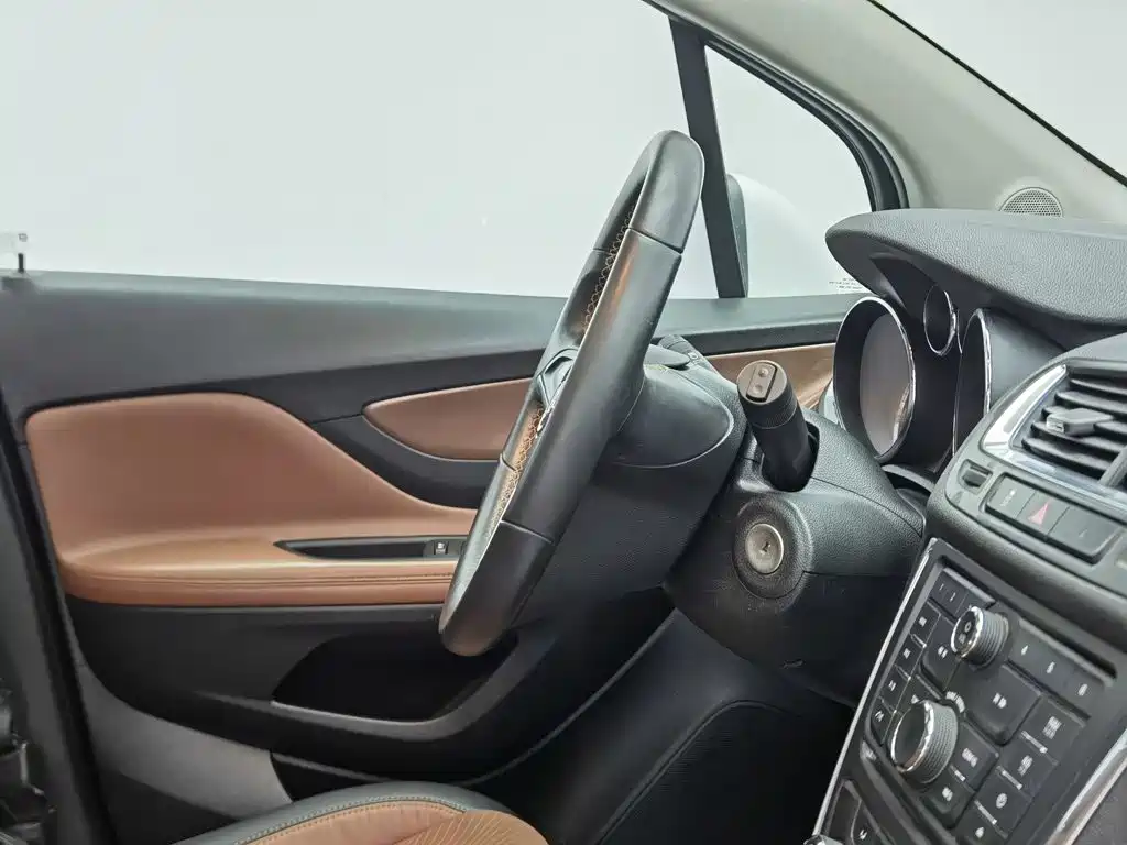 Фото 22 - Buick Encore