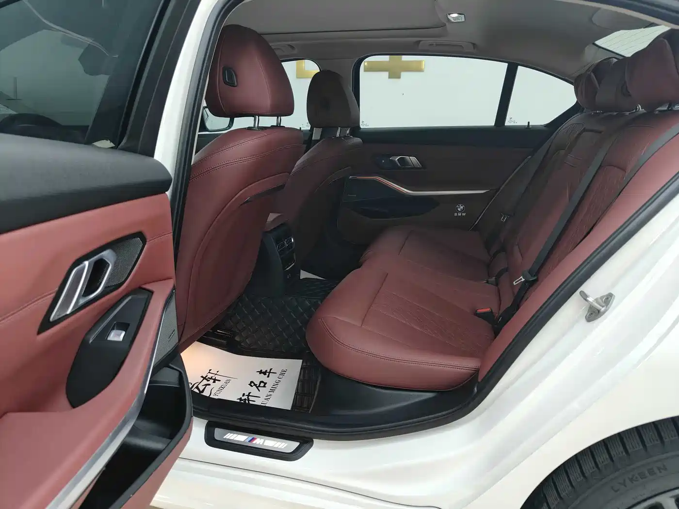 BMW 3 Series 2023 325Li M Sport Black Night Package фото 7