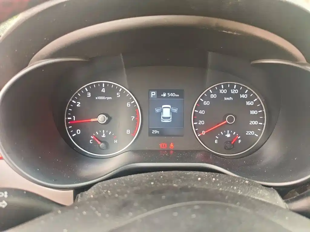 Kia KX CROSS 2018 2017 1.4L AT GLS