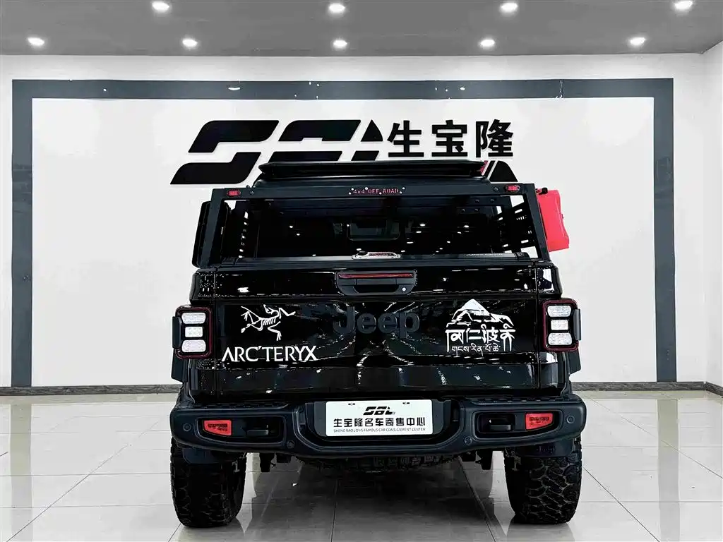 Фото 5 - Jeep Gladiator