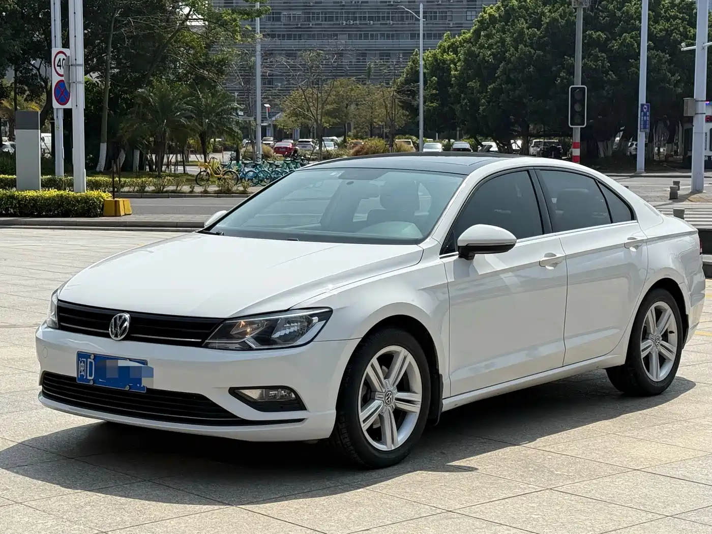 Volkswagen Lamando 2015 280TSI DSG Comfort