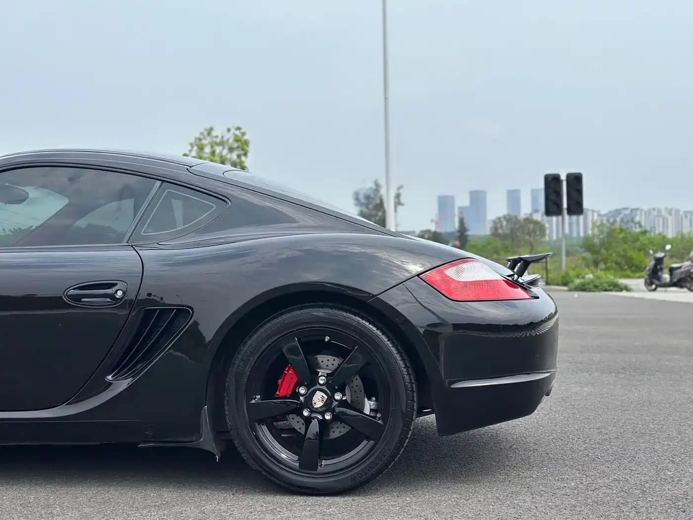Porsche Cayman фото 15