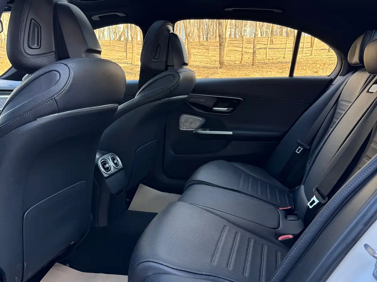 Mercedes-Benz C-Class 2023 C 260 L Sport фото 12